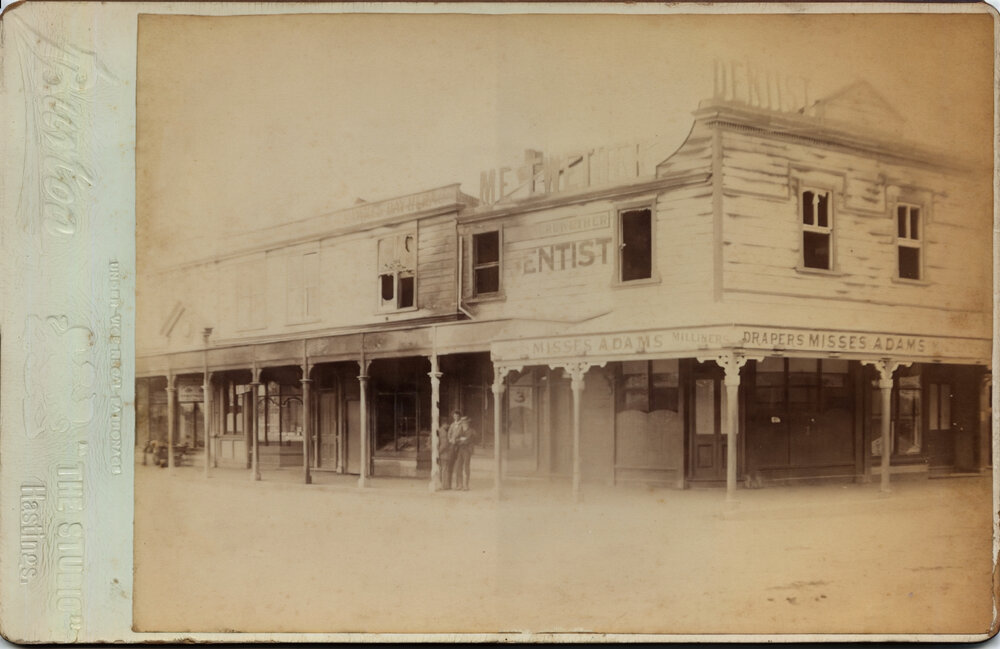 Corner of Heretaunga and Russell Streets
