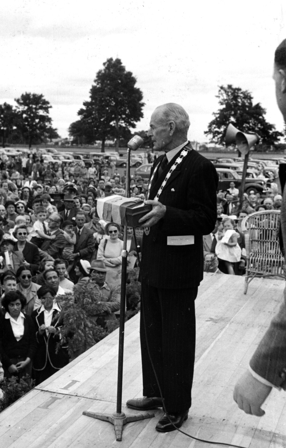 Mayor Robert Douglas Brown 