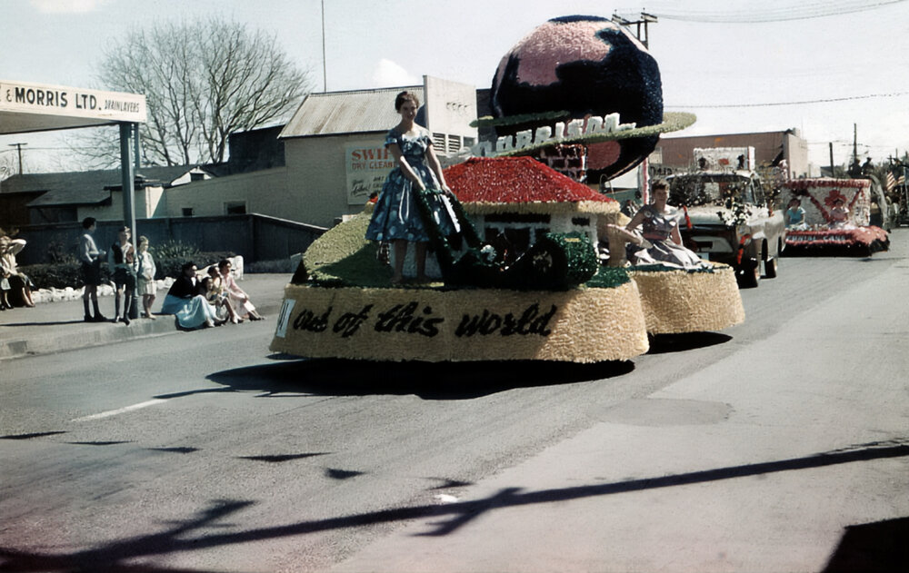 Morrisons Float 1959