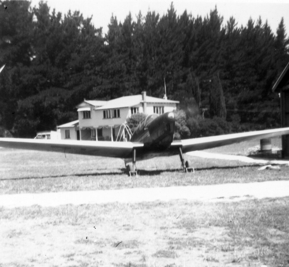 DH Moth Minor at Bridge Pa Aerodrome