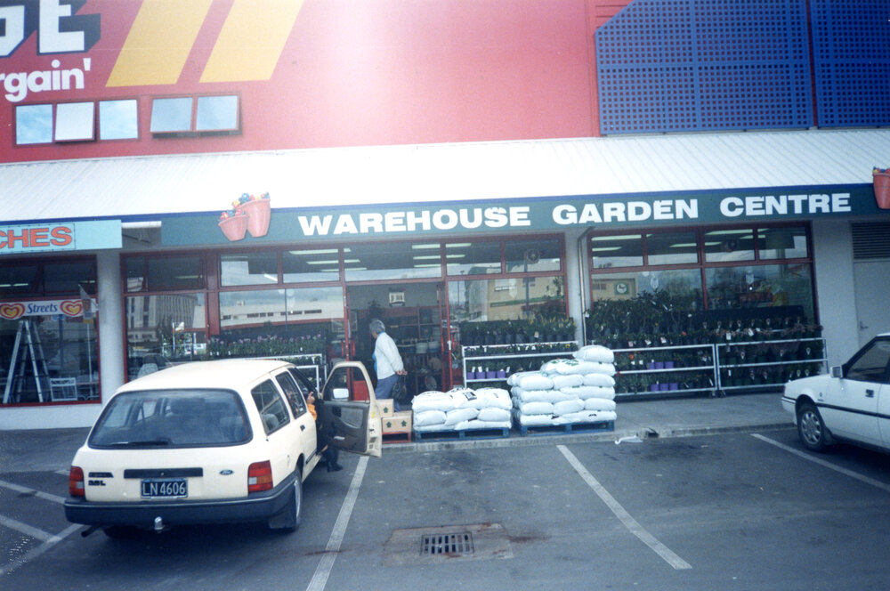 Warehouse Garden Centre