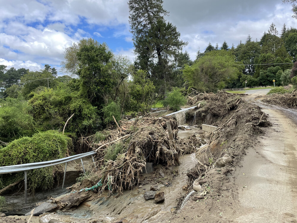 Hendley Road by Patoka Station Woolshed