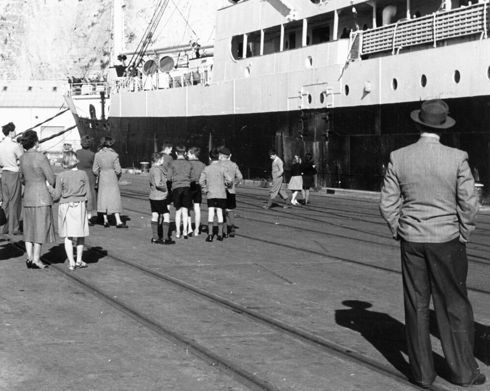Children at Napier Port