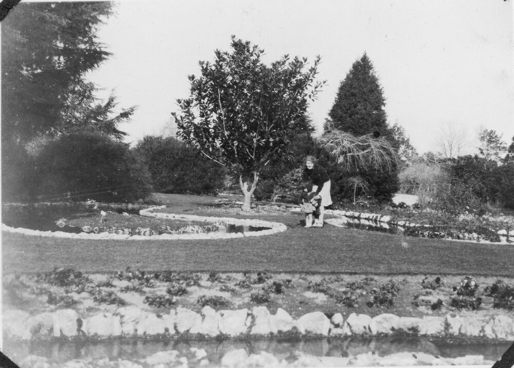 Ellen and Pat Miles at Cornwall Park