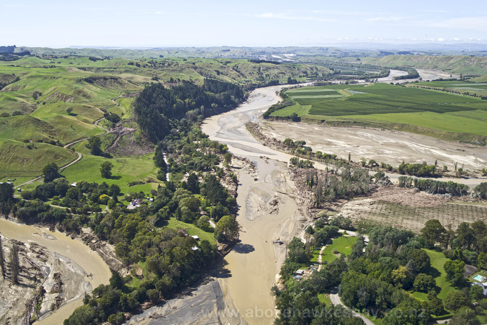 Mangaone River Crossing