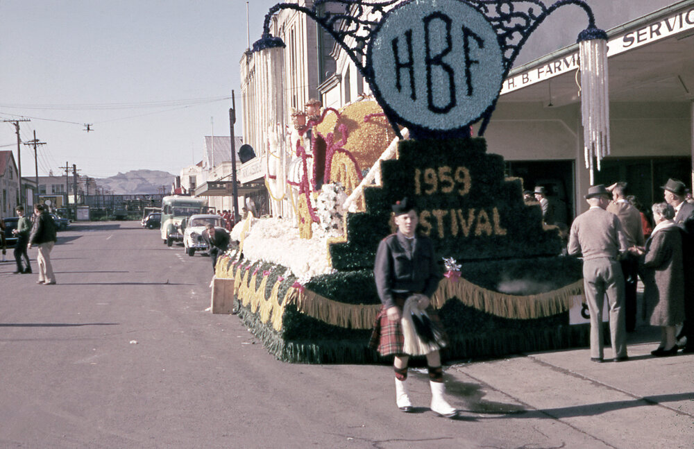 HB Farmers Cinderella Float 1959