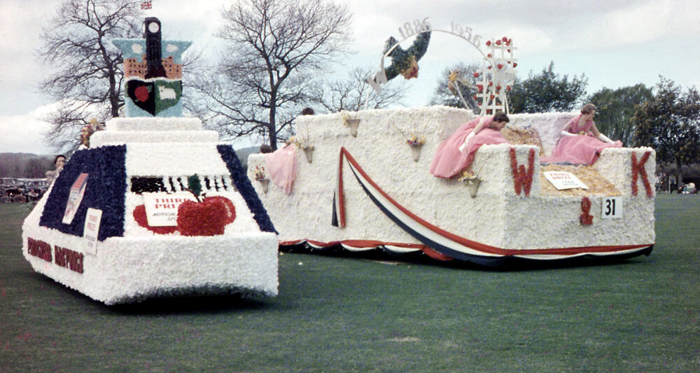 Agnews Float 1956