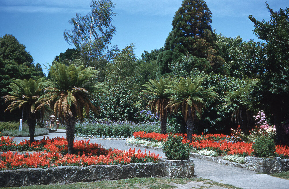 Cornwall Park Entrance