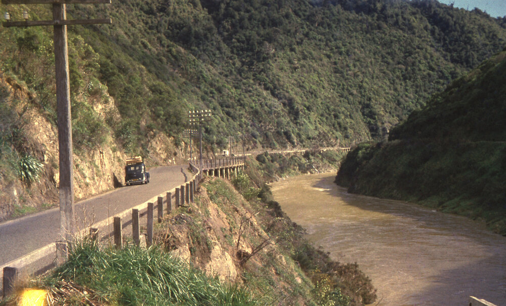 Manawatū Gorge Road