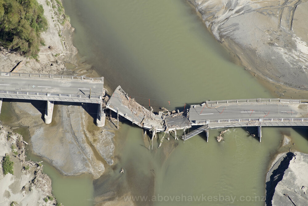 Redclyffe Bridge, April 2023
