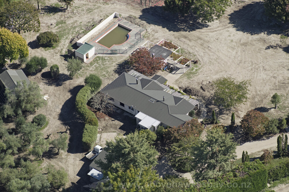 1133 Links Road