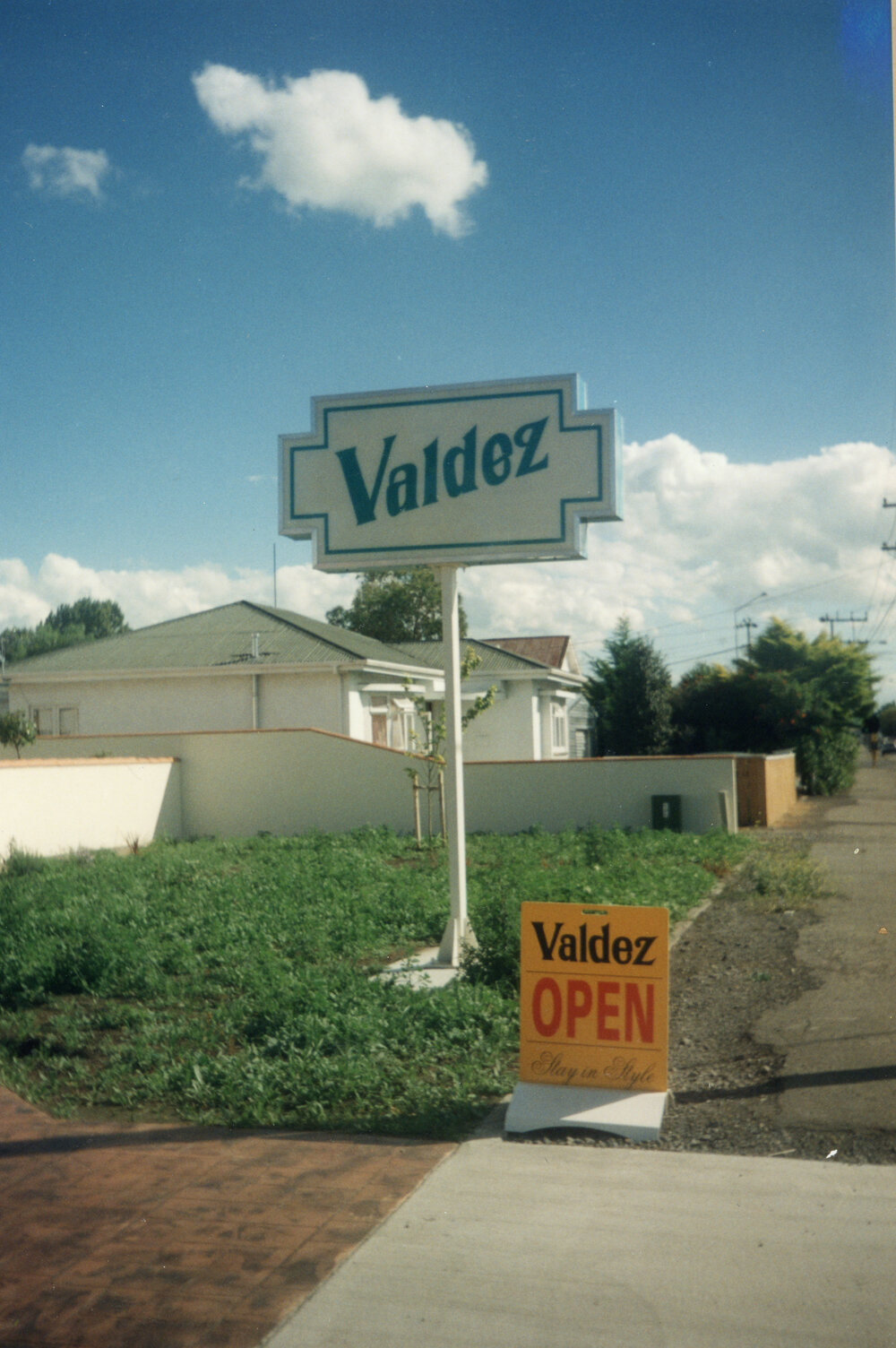 Valdez Motel Open