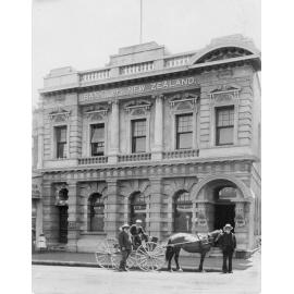 Francis Hicks and the Hastings Bank of New Zealand Building