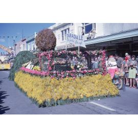 Kiwi Float 1962