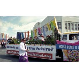 Bahai Float in Parade 1999