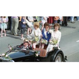 MG With Blossom Queens 1999