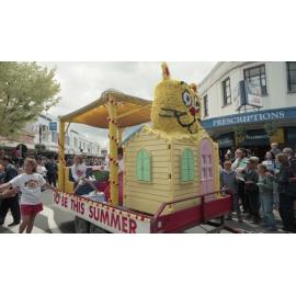 Lollypops Playland Float 1996