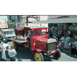 J Mills Truck With Bull 1994
