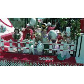 Watties Float 1994