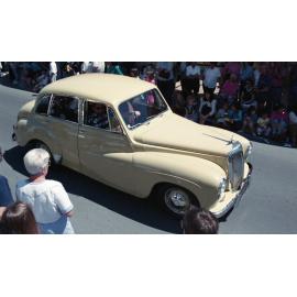1950s Daimler in Blossom Parade 1994
