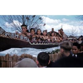 Māori Waka Float 1952