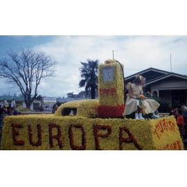 Tourist Motors Float 1954