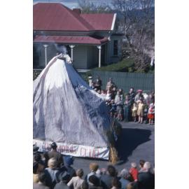 Heretaunga Tramping Club Float 1955