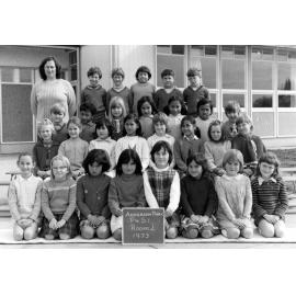 Anderson Park School P4 & S1 1973
