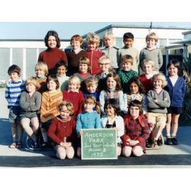 Anderson Park School 2nd Year Infants 1975