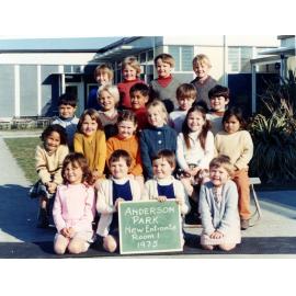 Anderson Park School New Entrants 1975