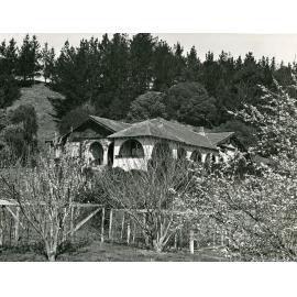 Tiromoana, Shaw Residence