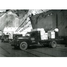 Loading Canned Pea Cartons at Napier Port