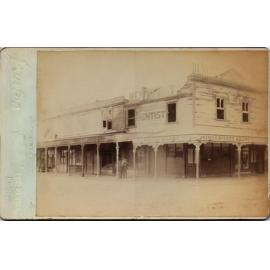 Corner of Heretaunga and Russell Streets