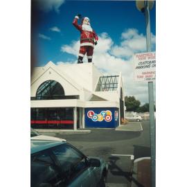 Hastings New World Santa 