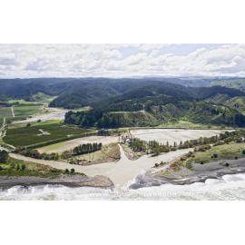 Pakuratahi River and Te Ngaru Stream Mouth