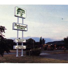 Parkwood Country Lodge
