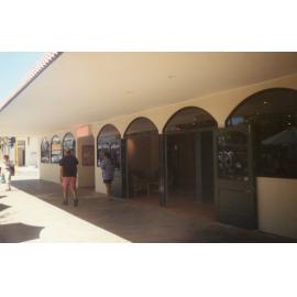 Cobb and Co, Heretaunga Street