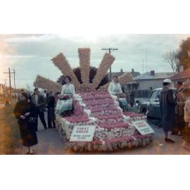Thodeys Float 1957