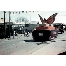 Monarch Motors Float 1959