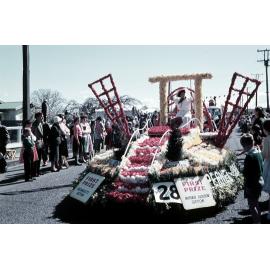 Pernel Orchard Float 1959