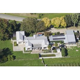 16 Breckenridge Road