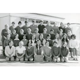 Anderson Park School  F1 & F2 1972