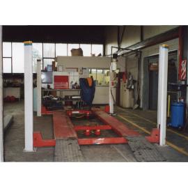 Vehicle Hoist