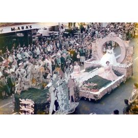 Blossom Queen Float - Blossom Festival Parade 1958