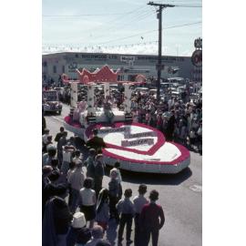 Toowoomba Carnival Queen - Blossom Festival Parade 1967