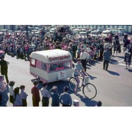 Louis Motors - Blossom Festival Parade 1967