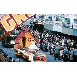 Pernel Orchard Float - Blossom Festival Parade 1963