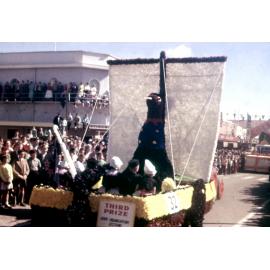 Dutch Kiwi Float - Hastings Blossom Festival Parade 1959