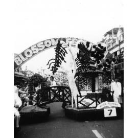 Willow Pattern Float - Blossom Festival Parade 1958