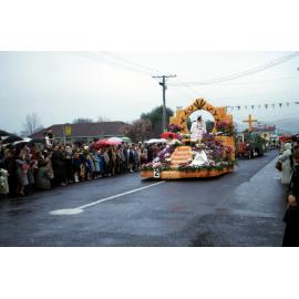 Blossom Queen Float - Blossom Festival Parade 1965
